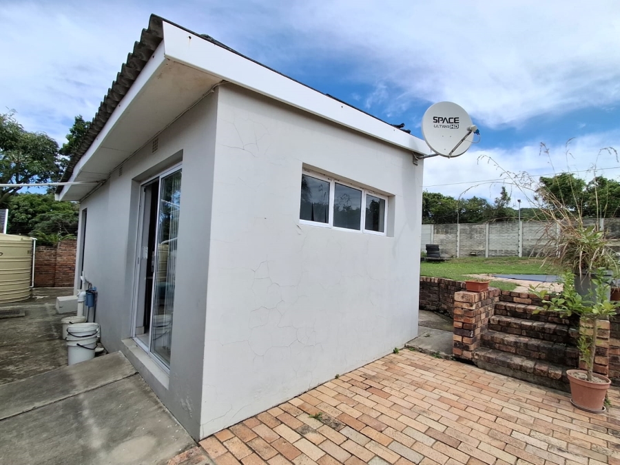 4 Bedroom Property for Sale in Nahoon Valley Park Eastern Cape